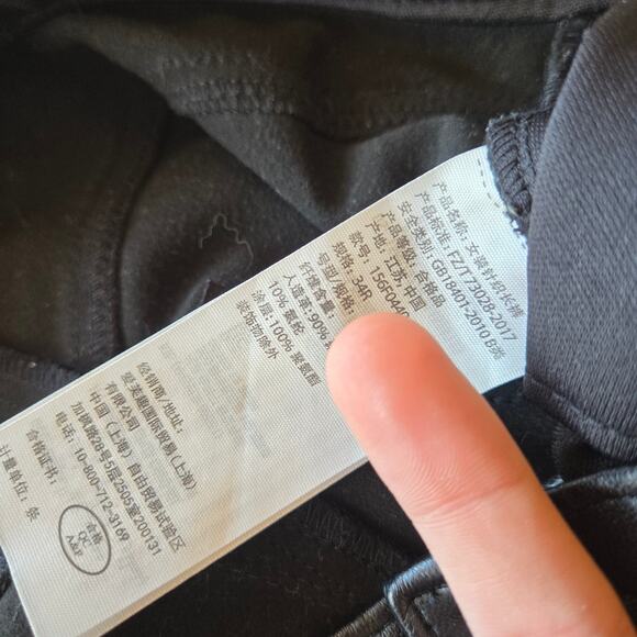 Abercrombie & Fitch Vegan Leather 90's Straight Pant Black 34R Long Bottom - Picture 6 of 6